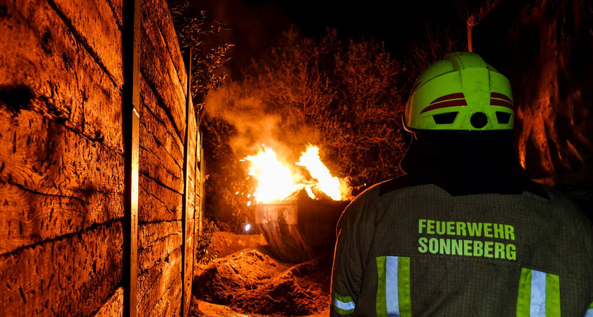 Brand auf Recyclinghof