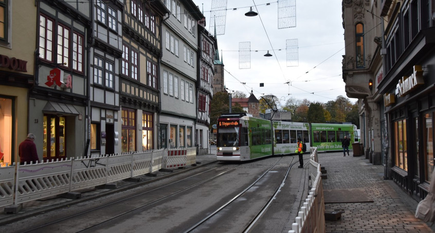 In Erfurter Marktstraße fahren wieder Straßenbahnen