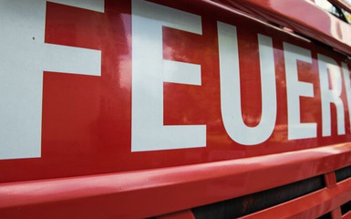 Gelöschte geglaubtes Feuer bricht erneut aus