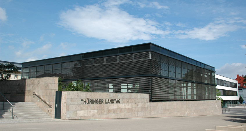 Misstrauensvotum erwartungsgemäß durchgefallen