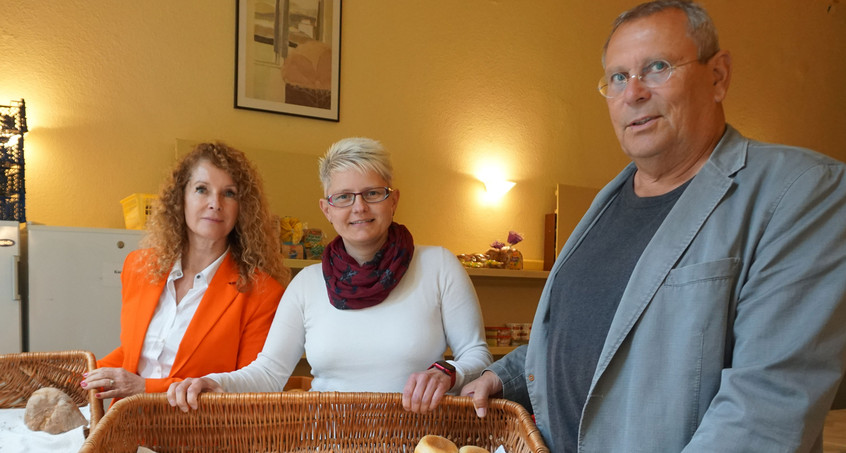 Café des Herzens sucht dringend großen Kühlschrank