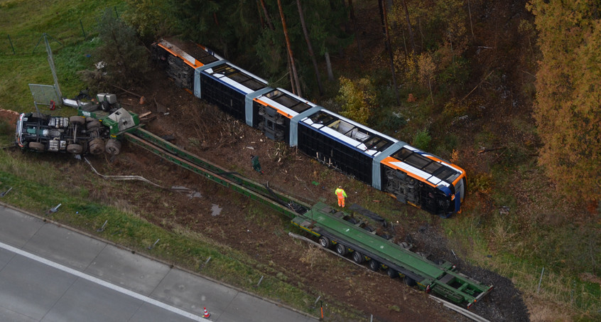 Millionenschaden nach schwerem Unfall auf A9