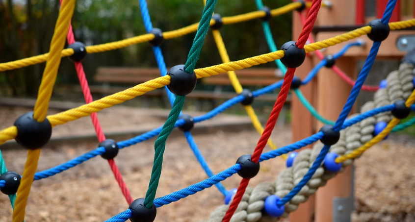 Spielplatz-Vandalen in Großbreitenbach