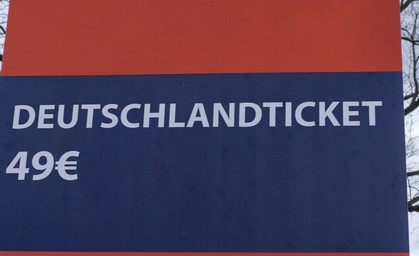 Streit um die Finanzierung: Wie geht es weiter mit dem Deutschlandticket? 