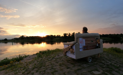 Auf Abenteuerwanderung mit Couch - Geraer veröffentlicht Buch über besondere Reise