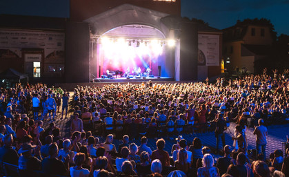 Heiße Tänze, Spieleabende und Sommerfeste - Veranstaltungen im Freistaat