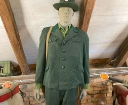 uniformen-1_c_01