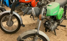 mopeds_c_01