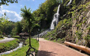 Kein Wasser mehr am Trusetaler Wasserfall
